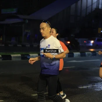 Runner Photo 7895941
