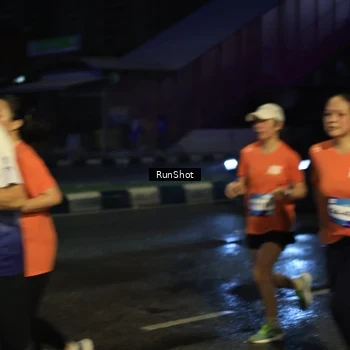 Runner Photo 7895959