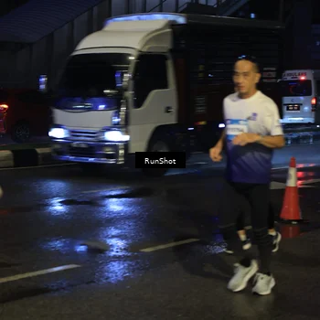 Runner Photo 7895962