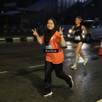 Runner Photo 7895998