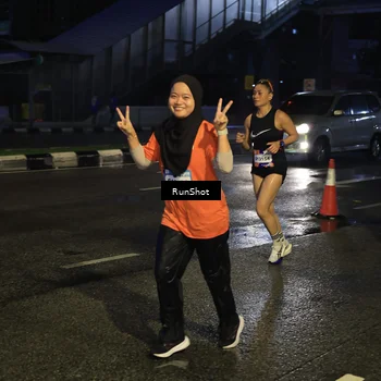 Runner Photo 7896000