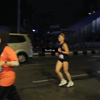 Runner Photo 7896024