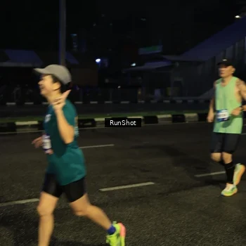 Runner Photo 7896050