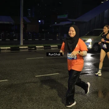 Runner Photo 7896062