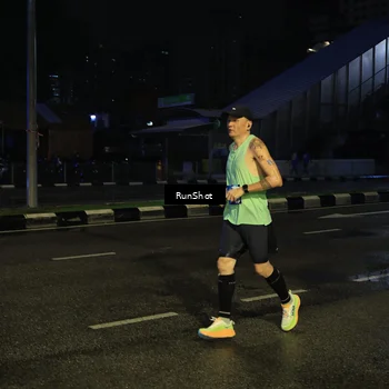 Runner Photo 7896067