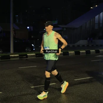 Runner Photo 7896068