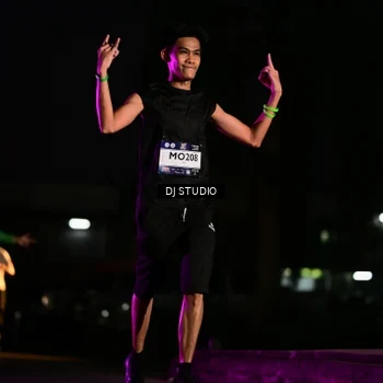 Runner Photo 7896076