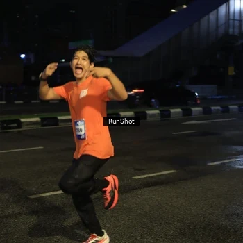 Runner Photo 7896078