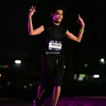 Runner Photo 7896079