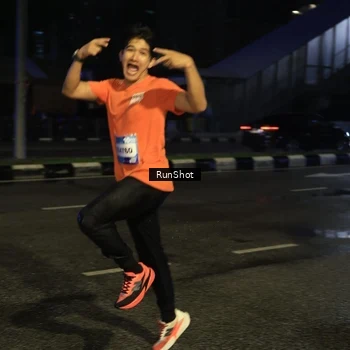 Runner Photo 7896080