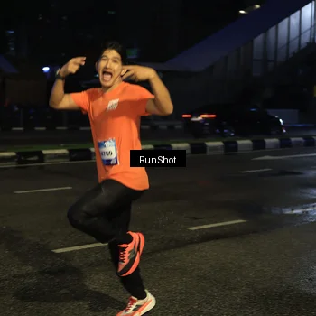 Runner Photo 7896081