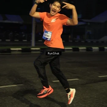 Runner Photo 7896082