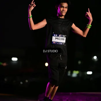 Runner Photo 7896087