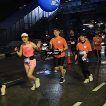 Runner Photo 7896116