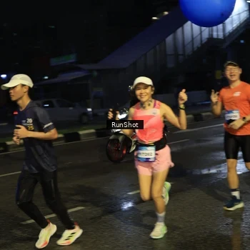 Runner Photo 7896120