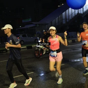 Runner Photo 7896126