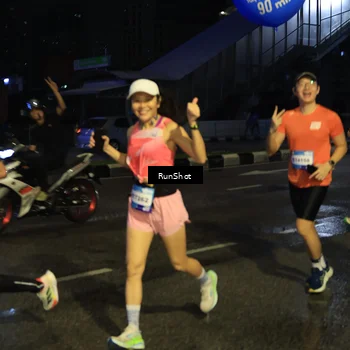 Runner Photo 7896135