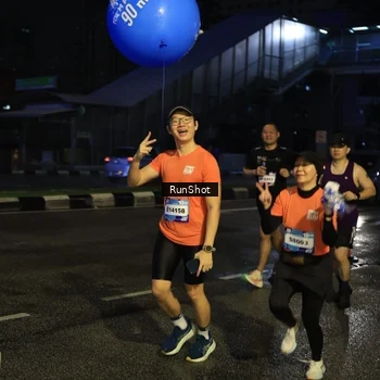 Runner Photo 7896137