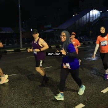 Runner Photo 7896178