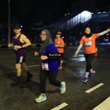 Runner Photo 7896191