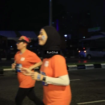 Runner Photo 7896213