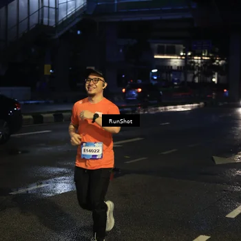Runner Photo 7896223