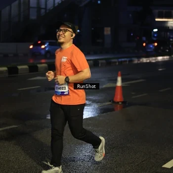 Runner Photo 7896228
