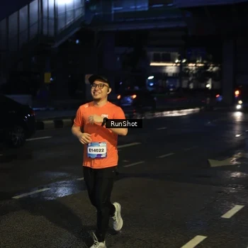 Runner Photo 7896235