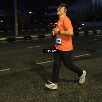 Runner Photo 7896245