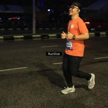 Runner Photo 7896248