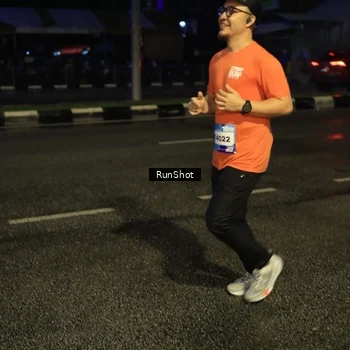 Runner Photo 7896251