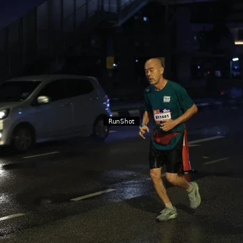 Runner Photo 7896258