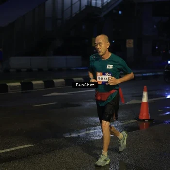 Runner Photo 7896270