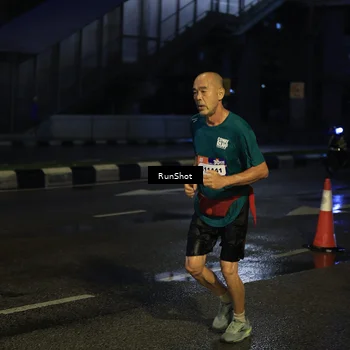 Runner Photo 7896273