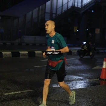 Runner Photo 7896279