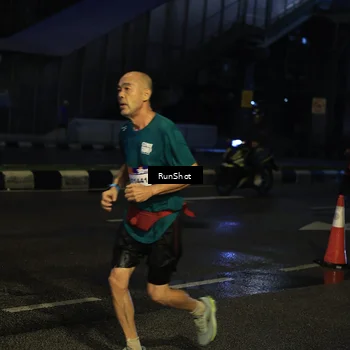 Runner Photo 7896283