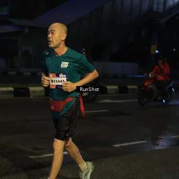 Runner Photo 7896291