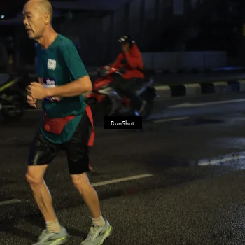 Runner Photo 7896304