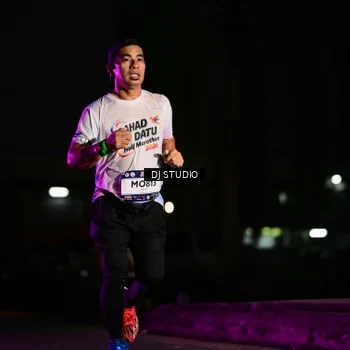 Runner Photo 7896311