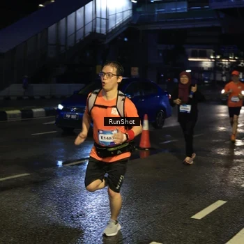 Runner Photo 7896335