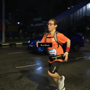 Runner Photo 7896345