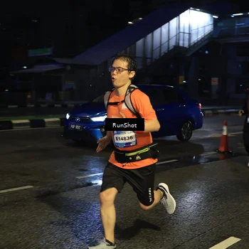 Runner Photo 7896350