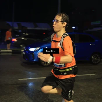 Runner Photo 7896358