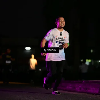 Runner Photo 7896359