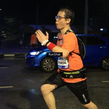 Runner Photo 7896366