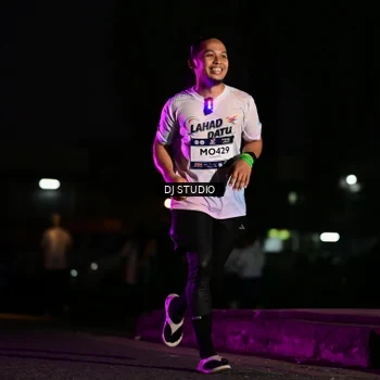 Runner Photo 7896370