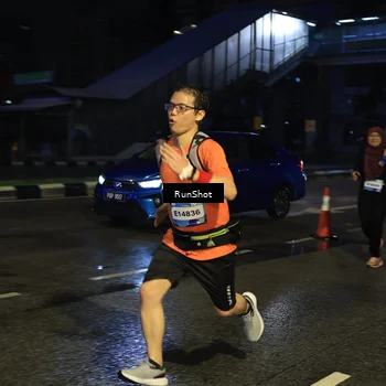 Runner Photo 7896373