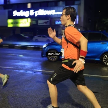 Runner Photo 7896375