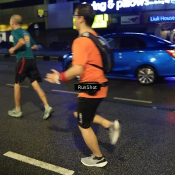 Runner Photo 7896384