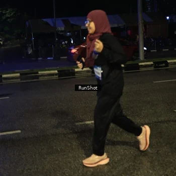 Runner Photo 7896411